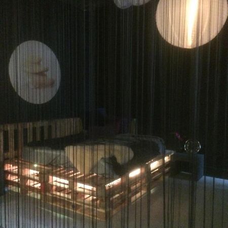 Yurtlife Bed & Breakfast Zaandam Exterior photo